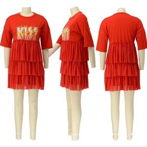 Red kiss 💋 dress 22 inches wide and 34 inches long